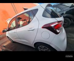 Ricambi Hyundai i10 2016 1.0 benzina G3LA