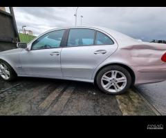 Ricambi Mercedes Classe E w211 Evo 2009 642920