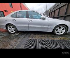 Ricambi Mercedes Classe E w211 Evo 2009 642920