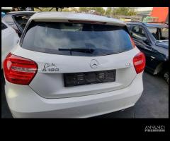 Ricambi Mercedes Classe A w176 2014 180cdi K9K 1.5 - 1