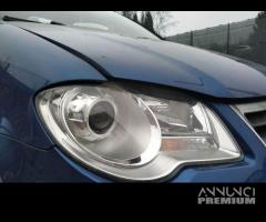 Proiettore destro VOLKSWAGEN TOURAN del 2008 - 2