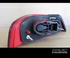 Fanale posteriore destro ALFA ROMEO 159 del 2006 - 10