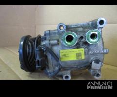 Compressore clima FORD FIESTA 1.4 del 2004 - 3