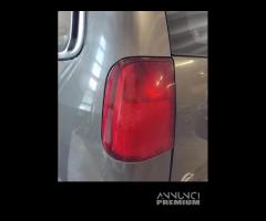 Fanale post sx NISSAN TERRANO II del 1997 - 2