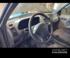 Ricambi NISSAN TERRANO II 4X4 2664cc 1997 - 15