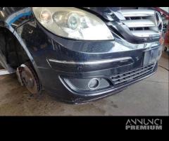 Paraurti ant MERCEDES-BENZ CLASSE B 180 2006