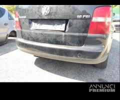 Paraurti posteriore VOLKSWAGEN TOURAN del 2003 - 1