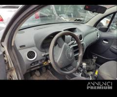 Ricambi CITROEN C3 1360cc benzina del 2009 - 19