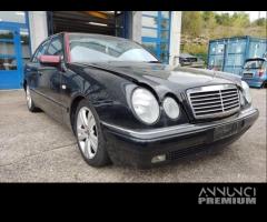 Ricambi MERCEDES CLASSE E 250 2.5cc D 1997 - 2