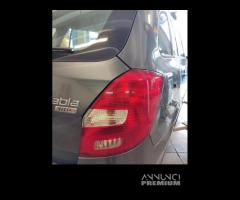 Fanale posteriore destro SKODA FABIA del 2009