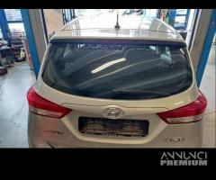 Portellone nudo HYUNDAI IX20 del 2015