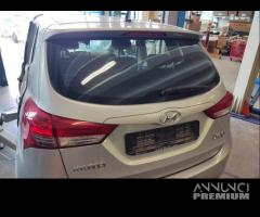 Portellone nudo HYUNDAI IX20 del 2015 - 3