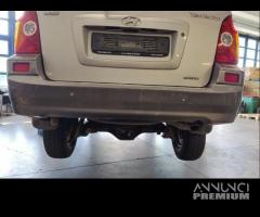 Ricambi HYUNDAI TERRACAN 4X4 2902cc diesel del 200 - 12