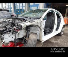 Ricambi VOLKSWAGEN GOLF 7 1598cc TDI del 2019 - 16