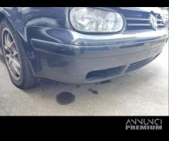 Paraurti anteriore VOLKSWAGEN GOLF 4 del 2000