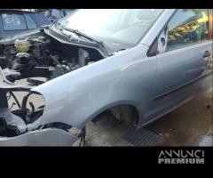 Parafango sinistro VOLKSWAGEN POLO del 2008