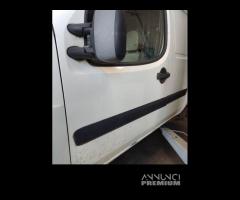 Porta anteriore sx nuda FIAT DOBLO del 2007 - 3