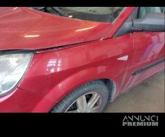 Parafango sinistro RENAULT MEGANE SCENIC del 2005