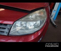 Proiettore sx RENAULT MEGANE SCENIC 2005