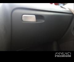 Cassetto portaoggetti AUDI A4 del 2011 - 1