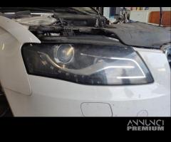 Proiettore destro AUDI A4 del 2011 - 3