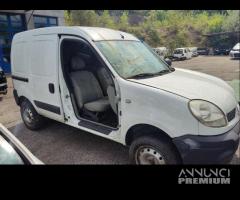 Ricambi RENAULT KANGOO 4X4 1.6cc benz 2007 - 2