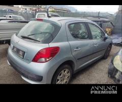 Ricambi PEUGEOT 207 1397cc benzina del 2010