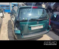 Ricambi PEUGEOT 307 1587cc benzina del 2002