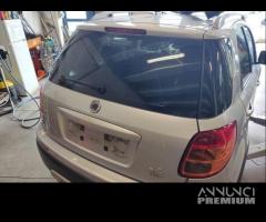 Portellone nudo FIAT SEDICI del 2008