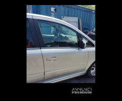 Porta anteriore dx nuda OPEL ZAFIRA del 2010