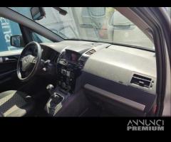 Ricambi OPEL ZAFIRA 1686cc CDTI del 2010 - 8