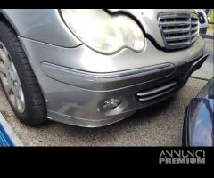 Paraurti anteriore MERCEDES-BENZ C 220 del 2004