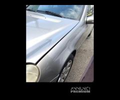 Parafango sinistro MERCEDES-BENZ C 220 del 2004