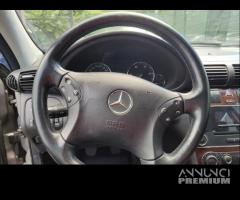 Volante MERCEDES-BENZ C 220 del 2004 - 1