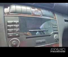 Autoradio MERCEDES-BENZ C 220 del 2004 - 1