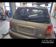 Portellone nudo FIAT SEDICI del 2006