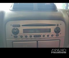 Autoradio ALFA ROMEO GT del 2004 - 1