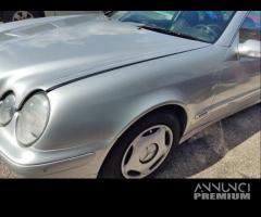 Parafango sinistro MERCEDES-BENZ CLK 230 del 2000 - 1