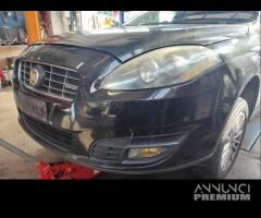 Paraurti anteriore FIAT CROMA del 2009 - 3