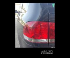 Fanale posteriore sxVOLKSWAGEN TOUAREG 2003