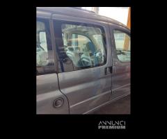 Porta laterale dx nuda CITROEN BERLINGO del 2006