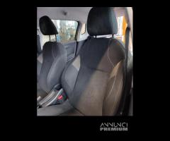 Sedile anteriore sx PEUGEOT 2008 del 2014