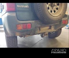 Paraurti posteriore SUZUKI JIMNY del 2009