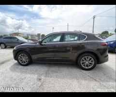 ALFA ROMEO STELVIO 150cv navi xenon pelle tetto