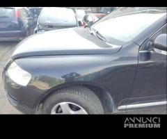 Parafango sinistro VOLKSWAGEN TOUAREG del 2003 - 1