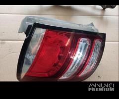 Fanale posteriore sinistro CITROEN C3 del 2013 - 1