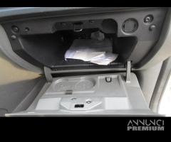 Cassetto portaoggetti FORD FOCUS 2.0 del 2009