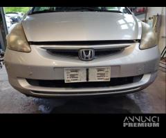 Paraurti anteriore HONDA JAZZ del 2004