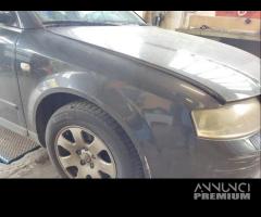 Parafango destro AUDI A4 del 2002 - 2