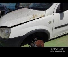 Parafango sinistro OPEL COMBO del 2008 - 1